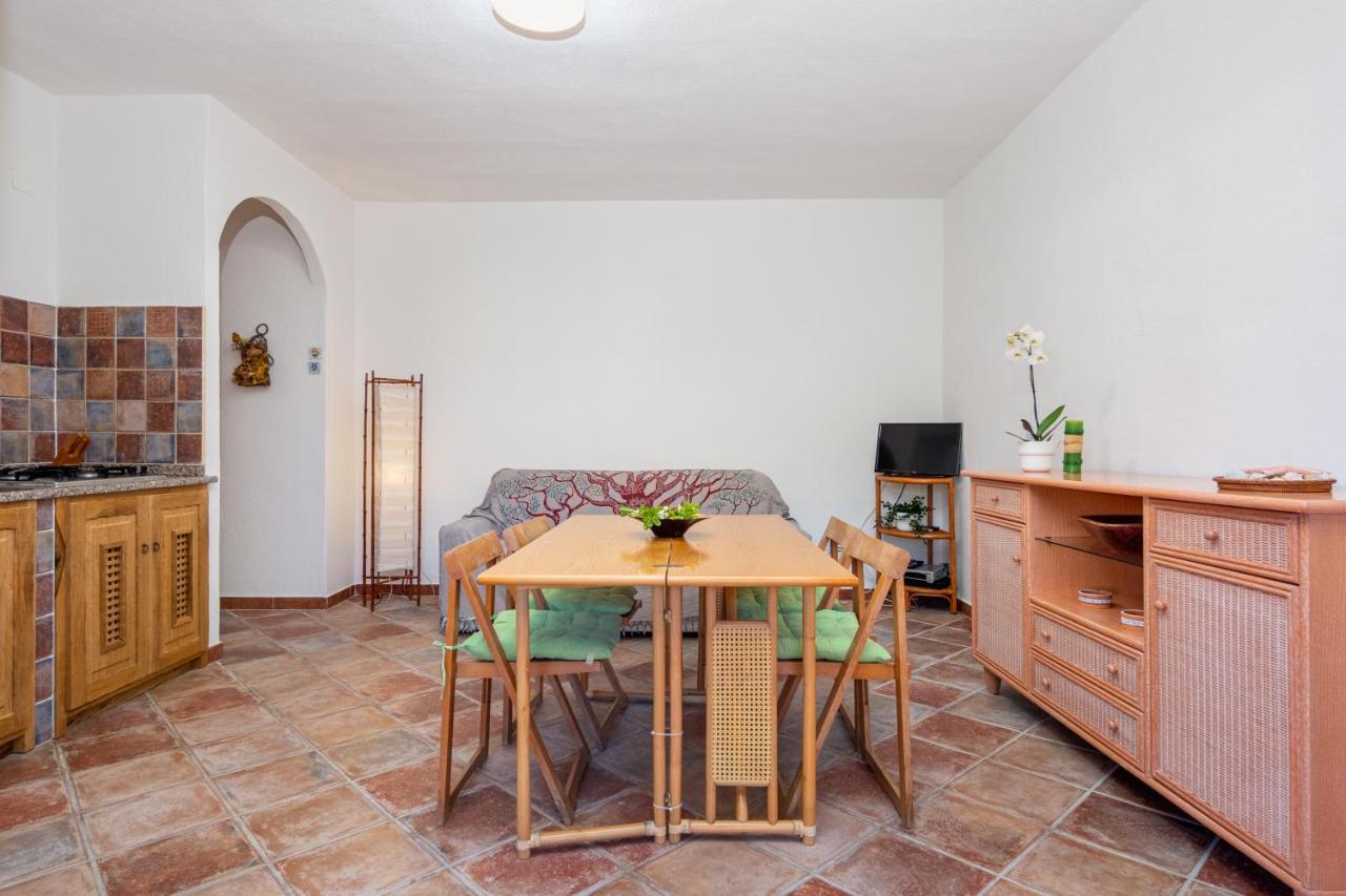 Holiday House Li Piri San Teodoro  Zewnętrze zdjęcie