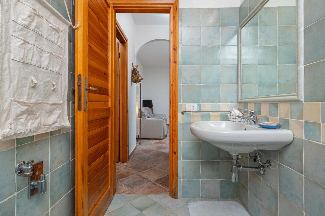 Holiday House Li Piri San Teodoro  Zewnętrze zdjęcie