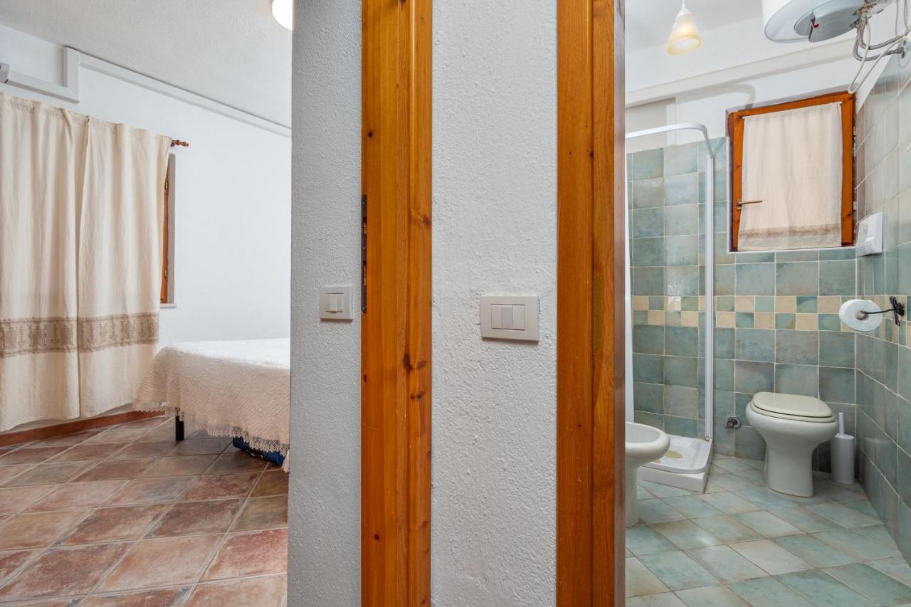 Holiday House Li Piri San Teodoro  Zewnętrze zdjęcie