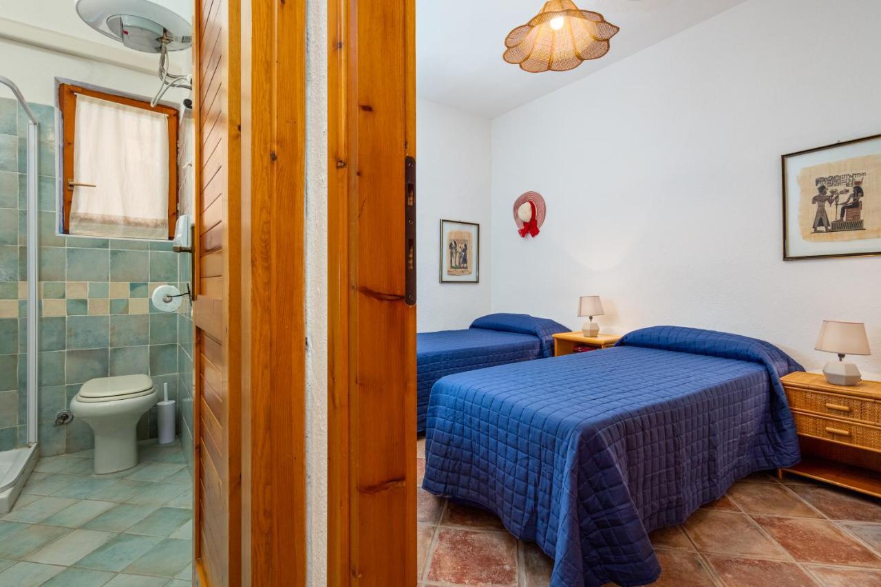 Holiday House Li Piri San Teodoro  Zewnętrze zdjęcie